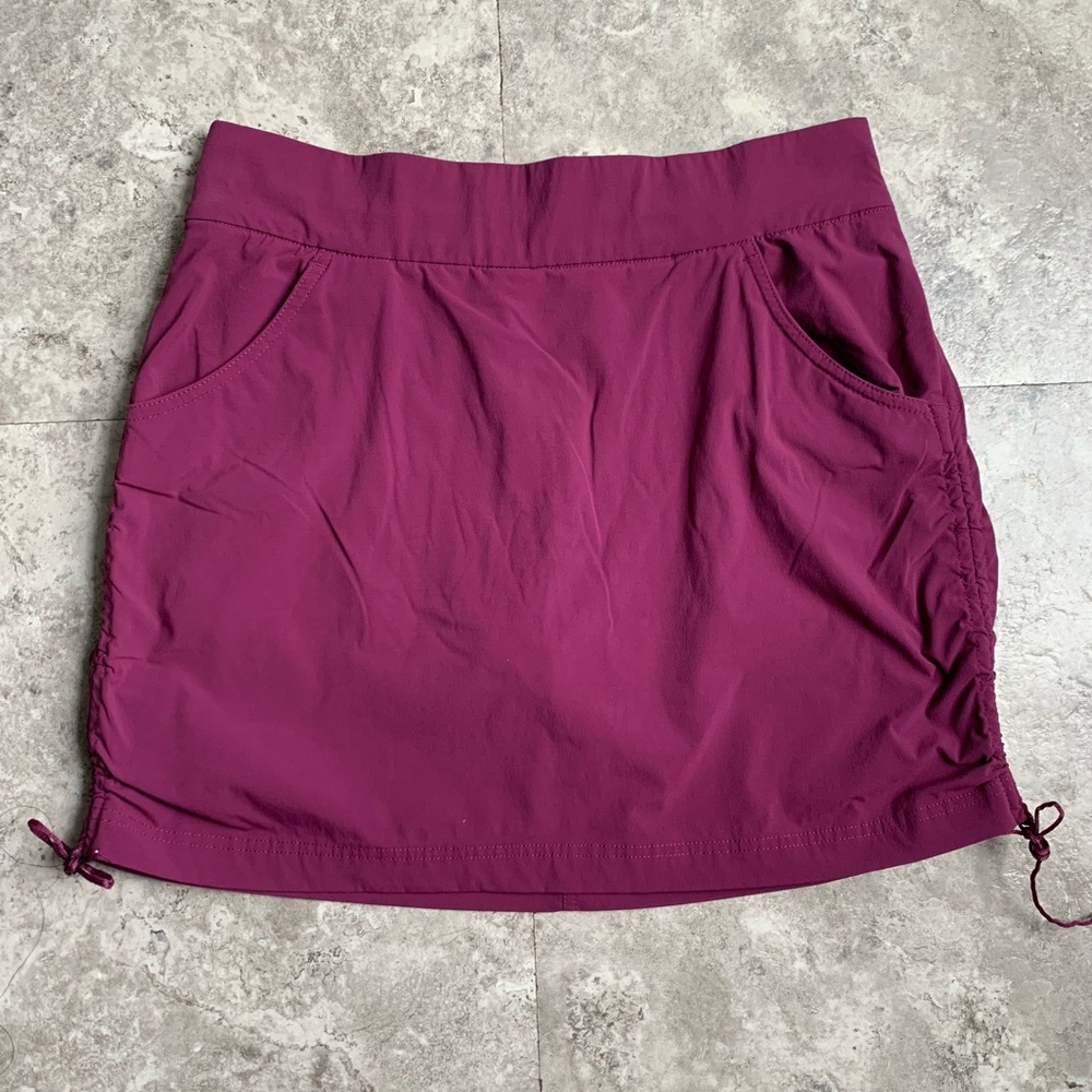 Columbia Ruched Pocket Skort in Plum